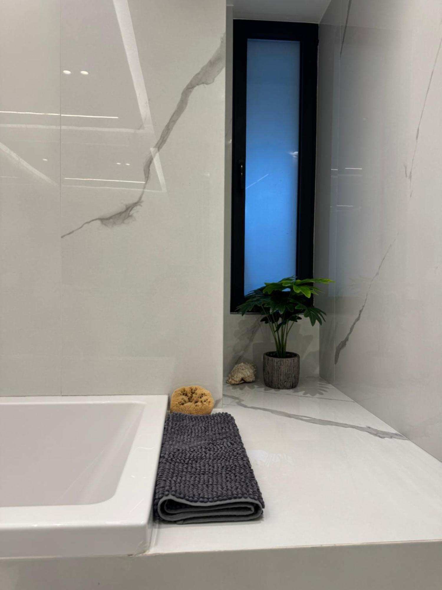 Modern Minimal Apartment Ierapetra  Luaran gambar